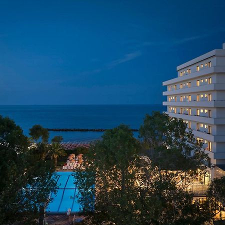 Serena Majestic Residence Montesilvano Marina Zewnętrze zdjęcie